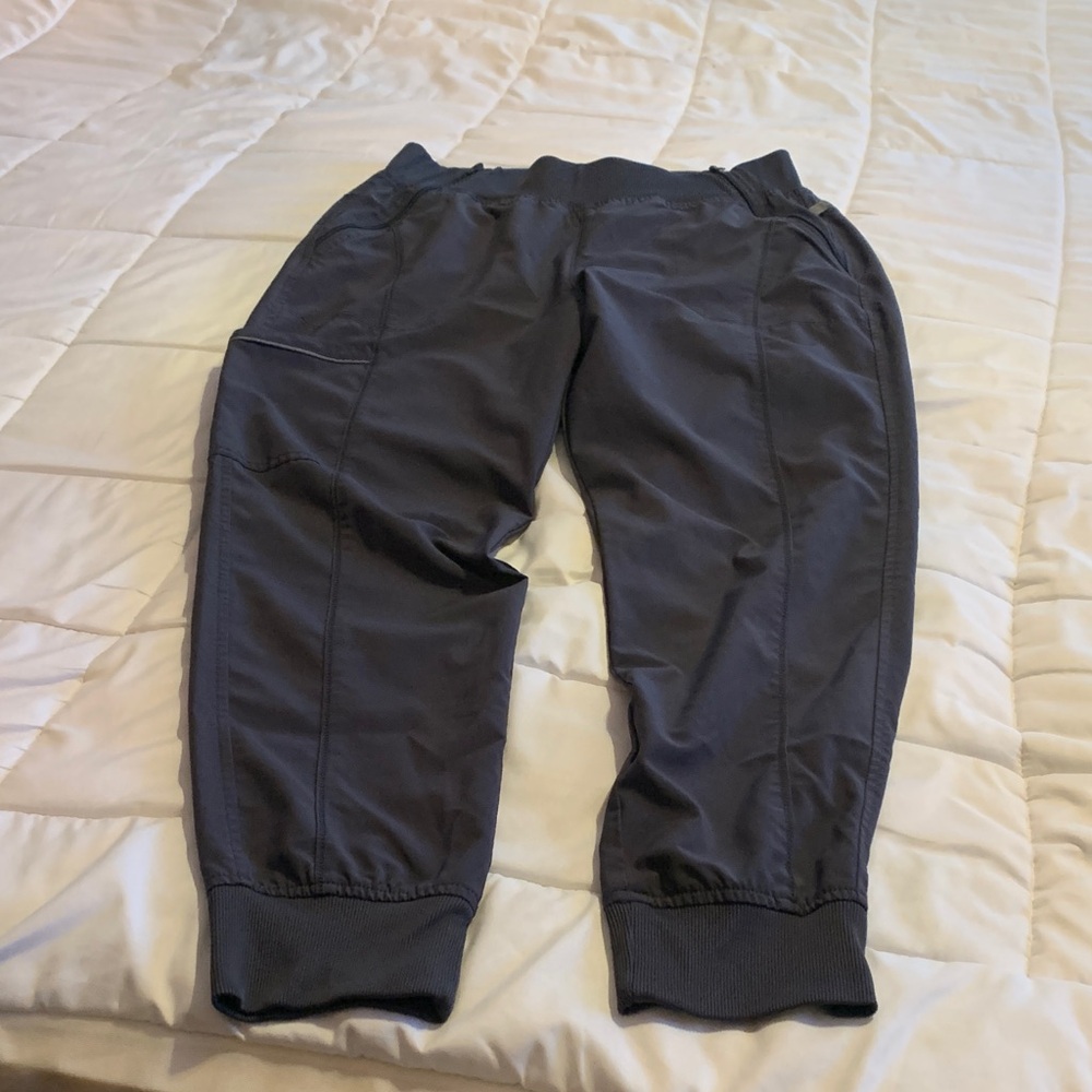 Cherokee Infinity Medium Charcoal Scrub Pants
